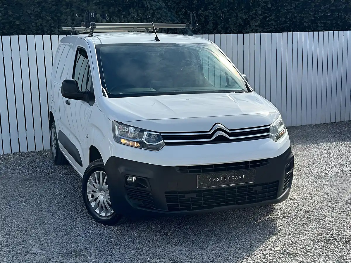 Used 2021 Citroen Berlingo Enterprise M White - Front View