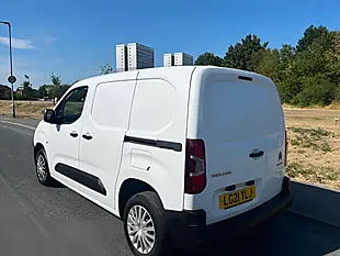 Used 2021 Citroen Berlingo Enterprise M White - Interior and Exterior details 3
