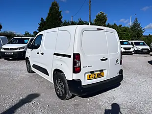 Used 2021 Citroen Berlingo Enterprise M White - Interior and Exterior details 10