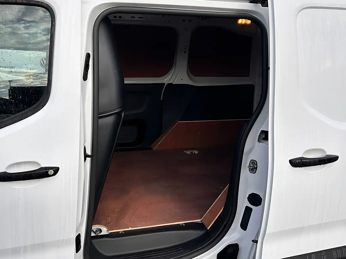 Used 2021 Citroen Berlingo Enterprise M White - Interior and Exterior details 10