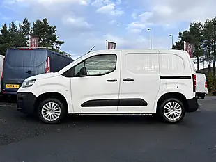 Used 2021 Citroen Berlingo Enterprise M White - Interior and Exterior details 19