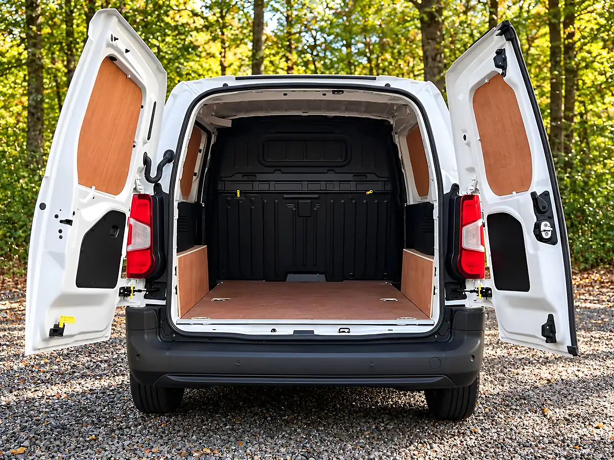 Used 2021 Citroen Berlingo Enterprise M White - Interior and Exterior details 6