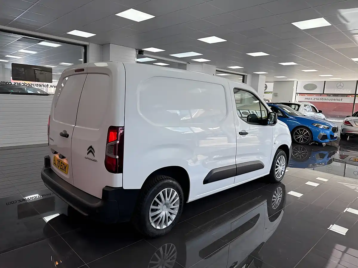 Used 2021 Citroen Berlingo Enterprise M White - Interior and Exterior details 2