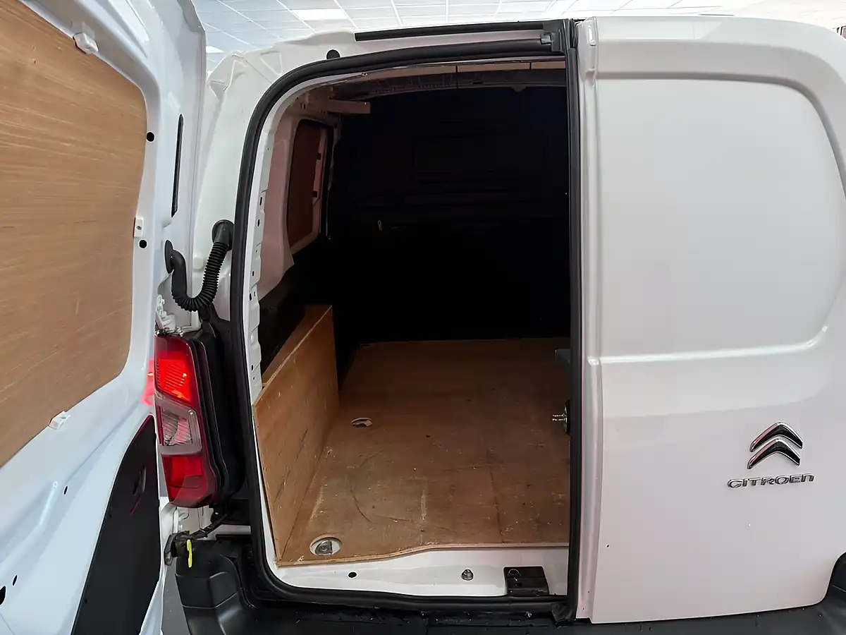 Used 2021 Citroen Berlingo Enterprise M White - Interior and Exterior details 5