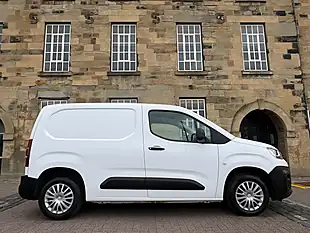 Used 2021 Citroen Berlingo Enterprise M White - Interior and Exterior details 8