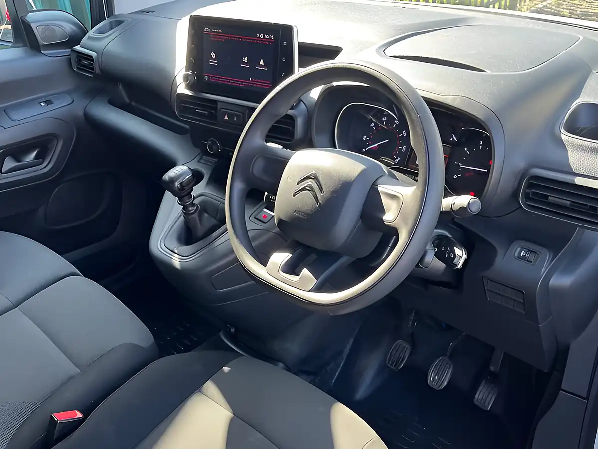 Used 2021 Citroen Berlingo Enterprise Pro M White - Interior and Exterior details 10