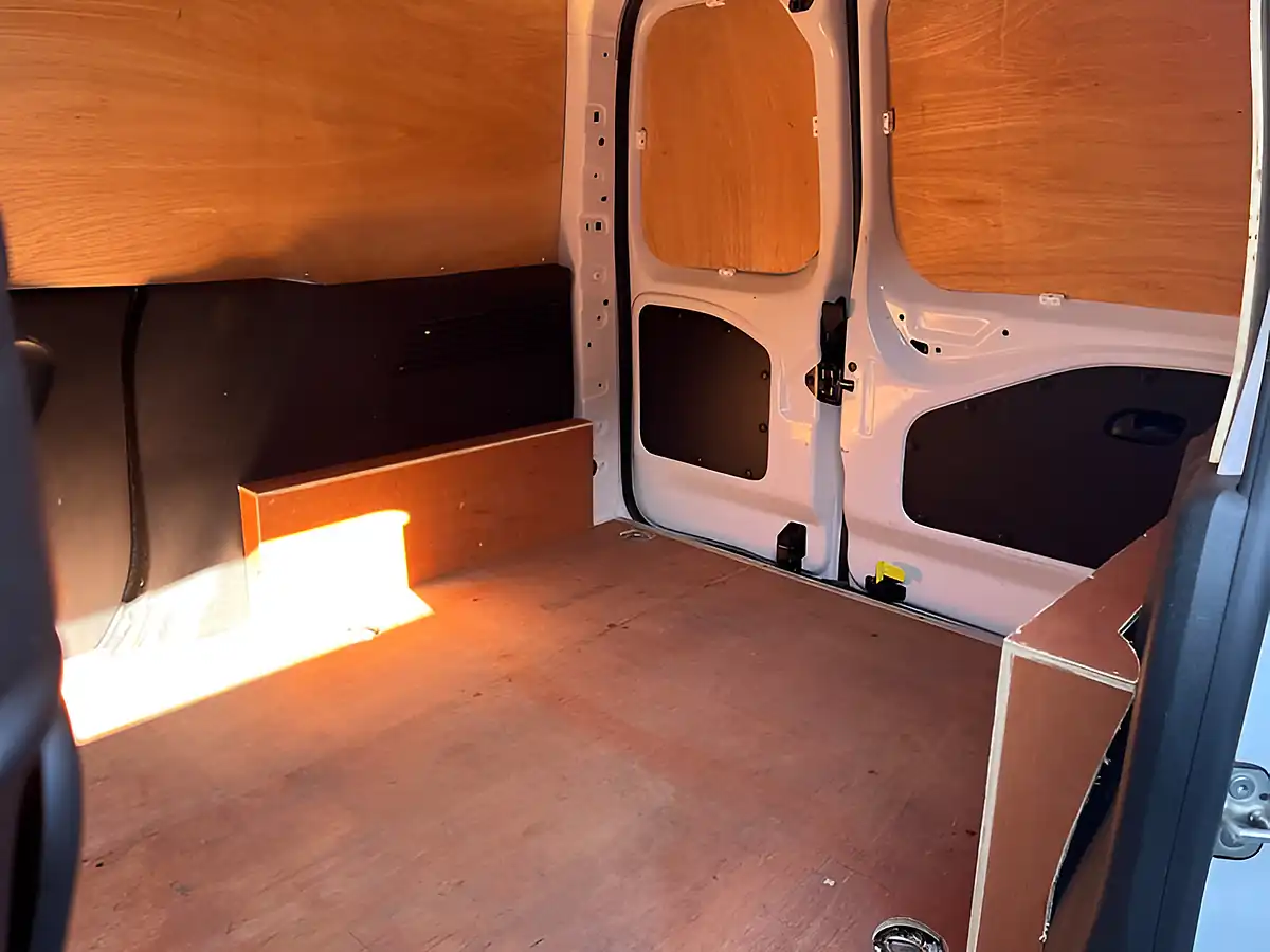 Used 2021 Citroen Berlingo Enterprise Pro M White - Interior and Exterior details 18
