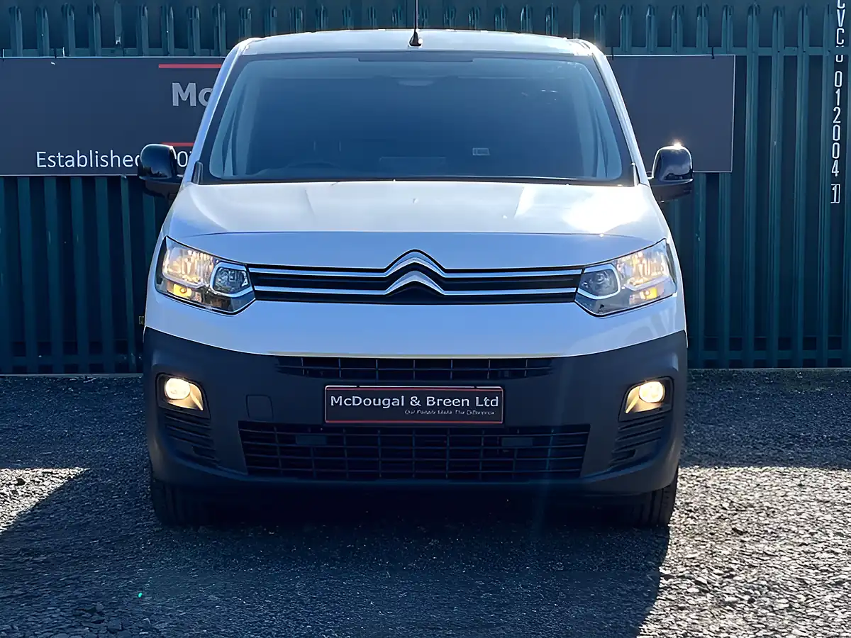 Used 2021 Citroen Berlingo Enterprise Pro M White - Interior and Exterior details 9
