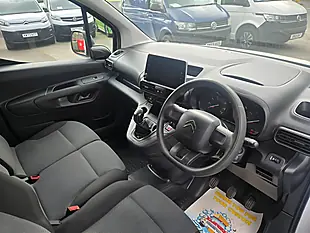 Used 2021 Citroen Berlingo Enterprise Pro White - Interior and Exterior details 14