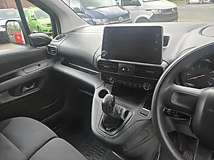 Used 2021 Citroen Berlingo Enterprise Pro White - Interior and Exterior details 16