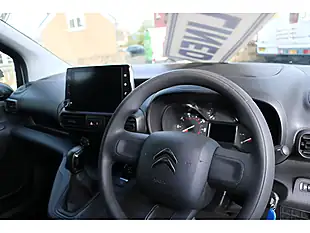 Used 2021 Citroen Berlingo Enterprise White - Interior and Exterior details 14