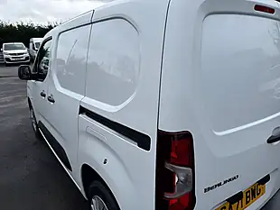 Used 2021 Citroen Berlingo Enterprise White - Interior and Exterior details 20