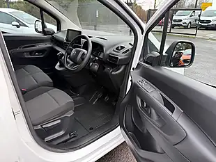 Used 2021 Citroen Berlingo Enterprise White - Interior and Exterior details 3