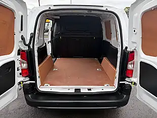 Used 2021 Citroen Berlingo Enterprise White - Interior and Exterior details 7