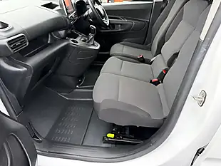 Used 2021 Citroen Berlingo Enterprise White - Interior and Exterior details 9