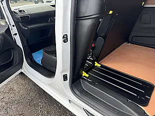 Used 2021 Citroen Berlingo Enterprise Xl Pro White - Interior and Exterior details 12