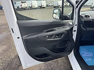 Used 2021 Citroen Berlingo Enterprise Xl Pro White - Interior and Exterior details 9