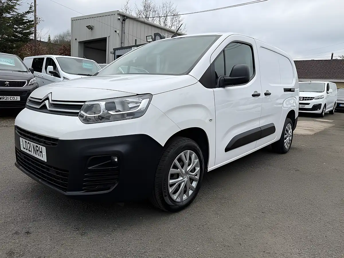 Used 2021 Citroen Berlingo Enterprise Xl White - Interior and Exterior details 15