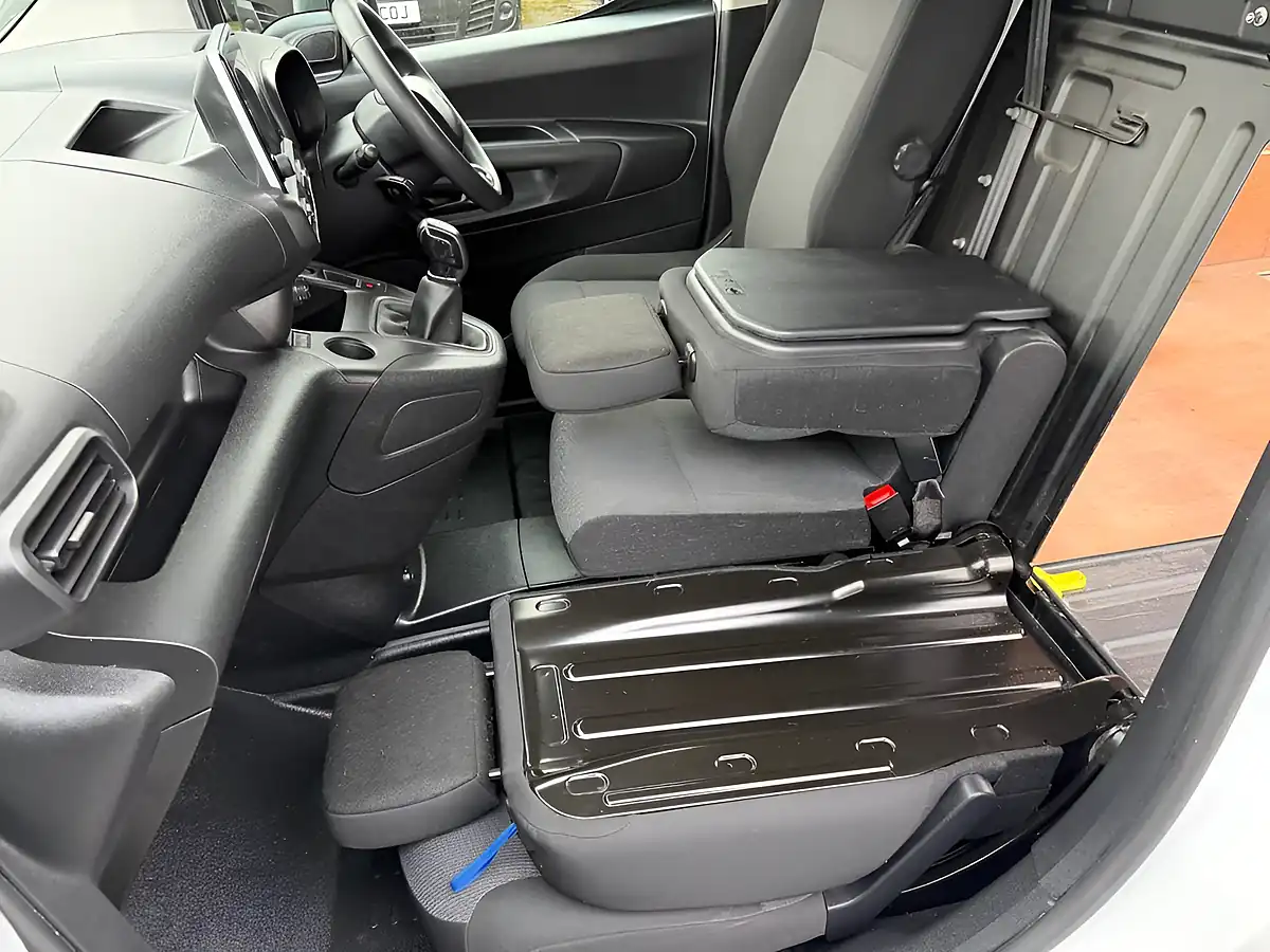Used 2021 Citroen Berlingo Enterprise Xl White - Interior and Exterior details 7