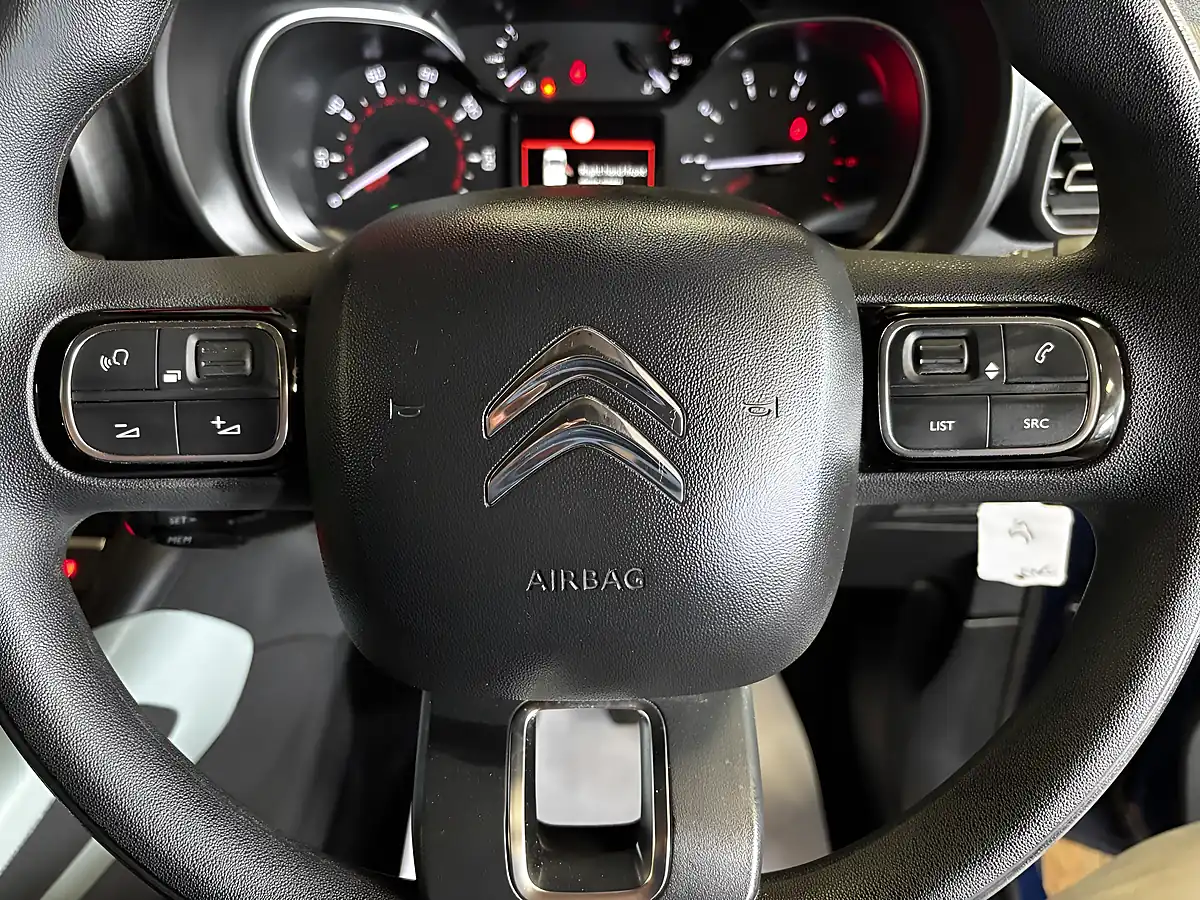 Used 2021 Citroen Berlingo Feel Blue - Interior and Exterior details 12