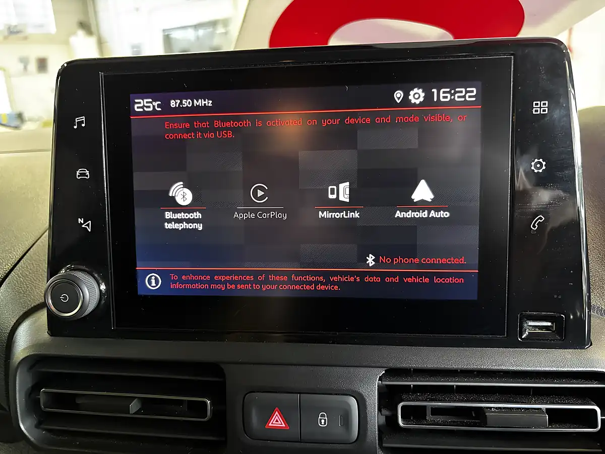 Used 2021 Citroen Berlingo Feel Blue - Interior and Exterior details 14