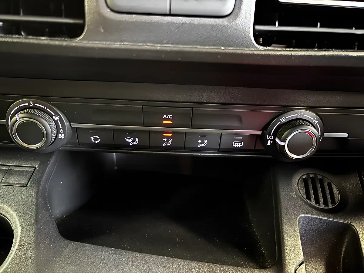 Used 2021 Citroen Berlingo Feel Blue - Interior and Exterior details 15