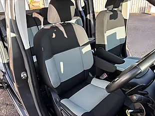 Used 2021 Citroen Berlingo Flair Grey - Interior and Exterior details 18