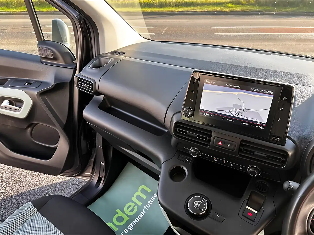 Used 2021 Citroen Berlingo Flair Grey - Interior and Exterior details 19