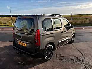 Used 2021 Citroen Berlingo Flair Grey - Interior and Exterior details 5