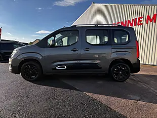 Used 2021 Citroen Berlingo Flair Grey - Interior and Exterior details 9