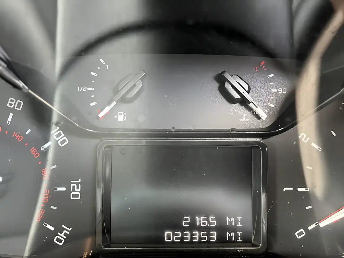 Used 2021 Citroen Berlingo Worker M White - Interior and Exterior details 10
