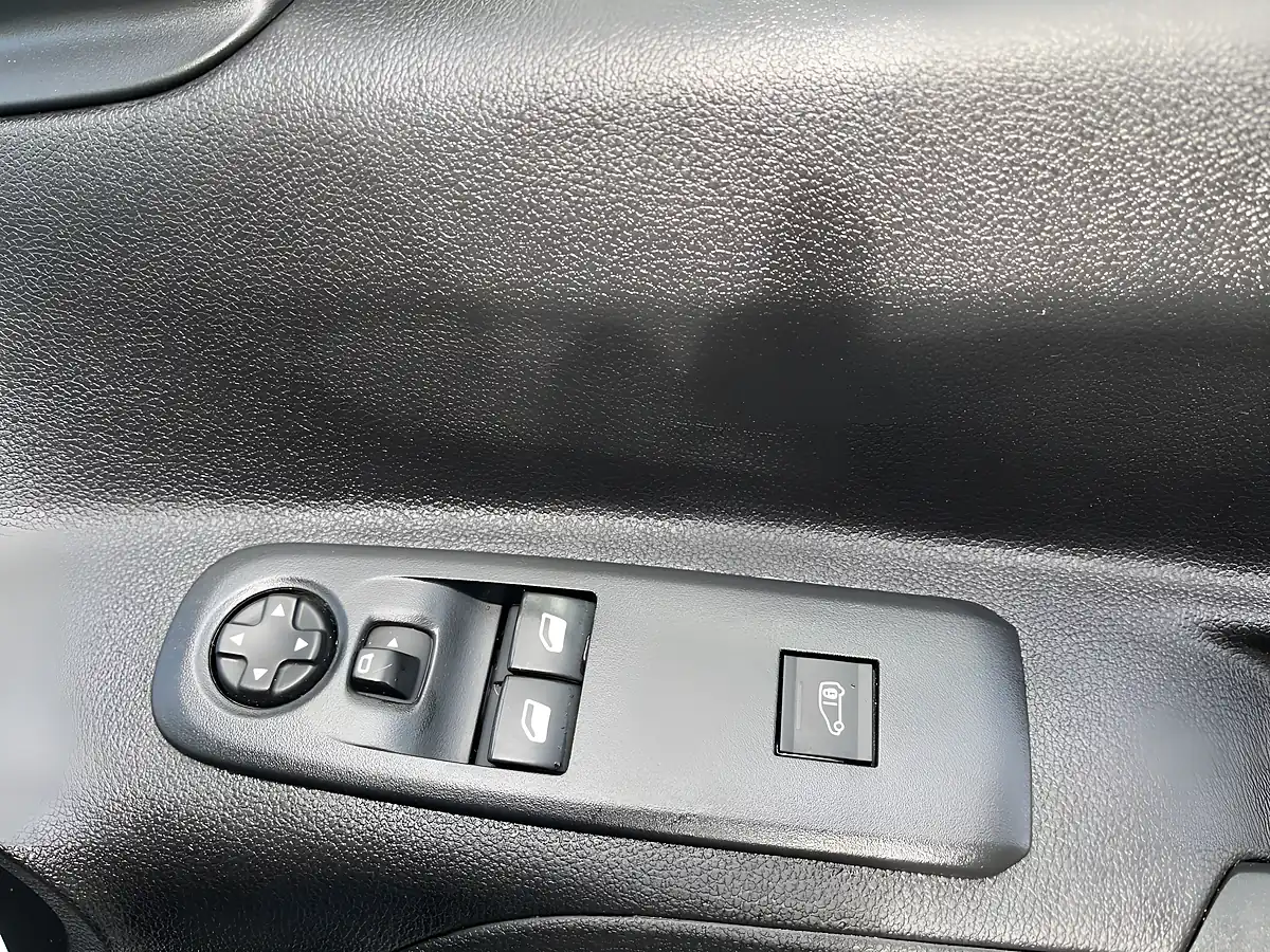 Used 2021 Citroen Berlingo Worker M White - Interior and Exterior details 14