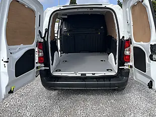 Used 2021 Citroen Berlingo Worker M White - Interior and Exterior details 19