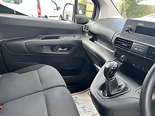 Used 2021 Citroen Berlingo Worker M White - Interior and Exterior details 3