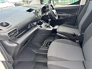 Used 2021 Citroen Berlingo X M White - Interior and Exterior details 20
