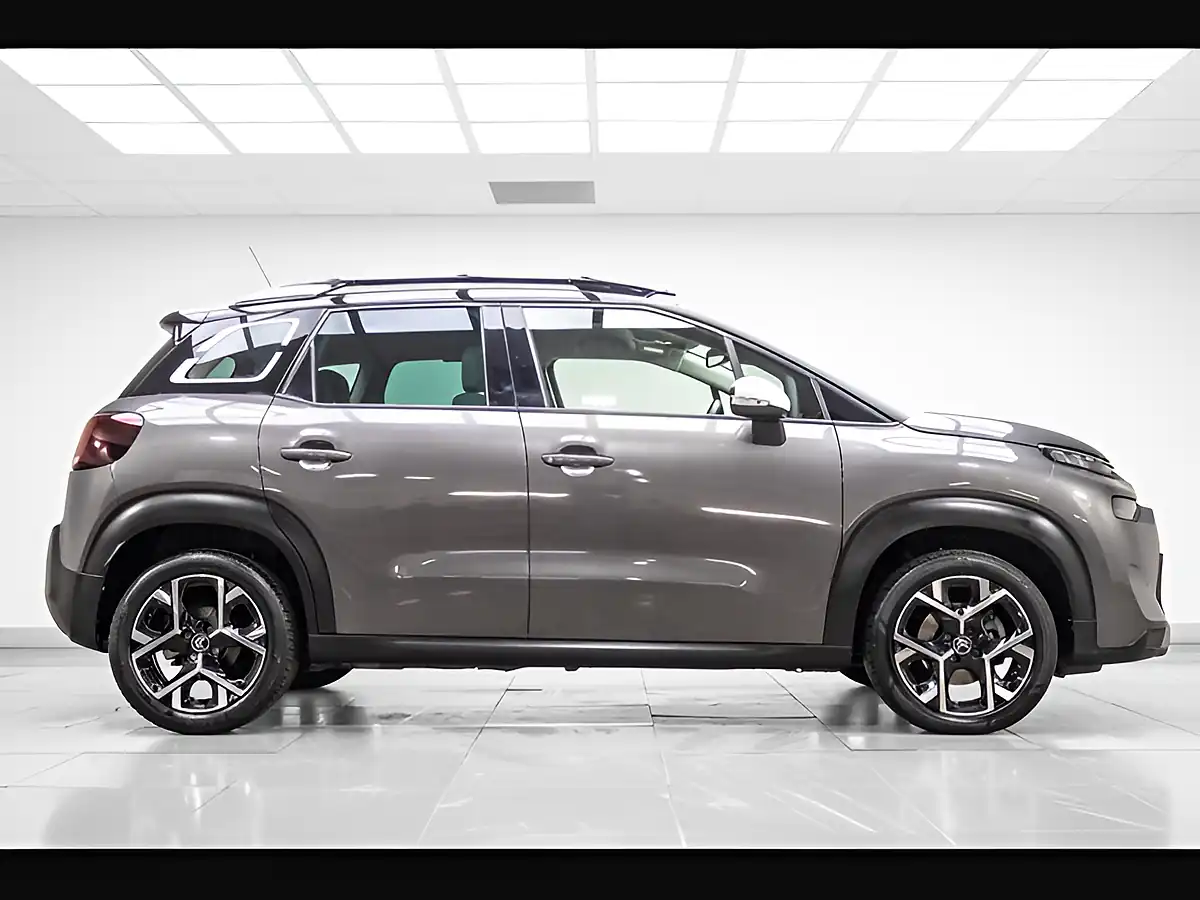 Used 2021 Citroen C3 Aircross Shine Plus Grey - Interior and Exterior details 7