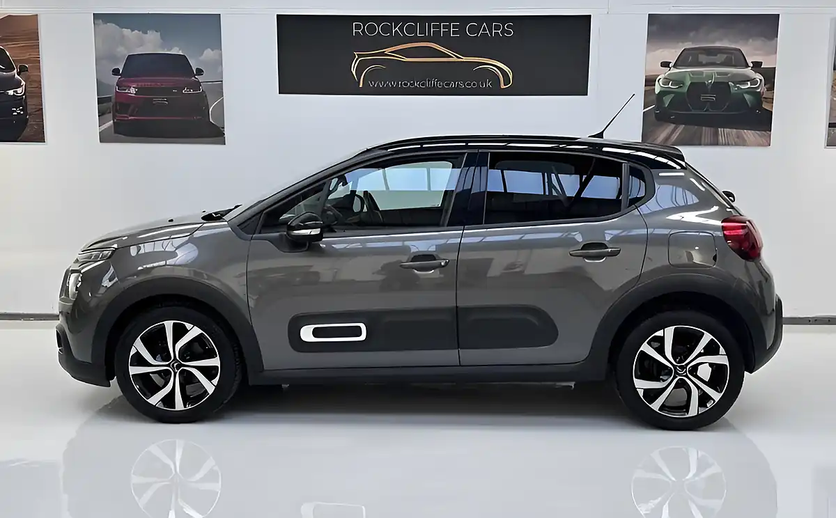 Used 2021 Citroën C3 Shine Plus Grey - Interior and Exterior details 3