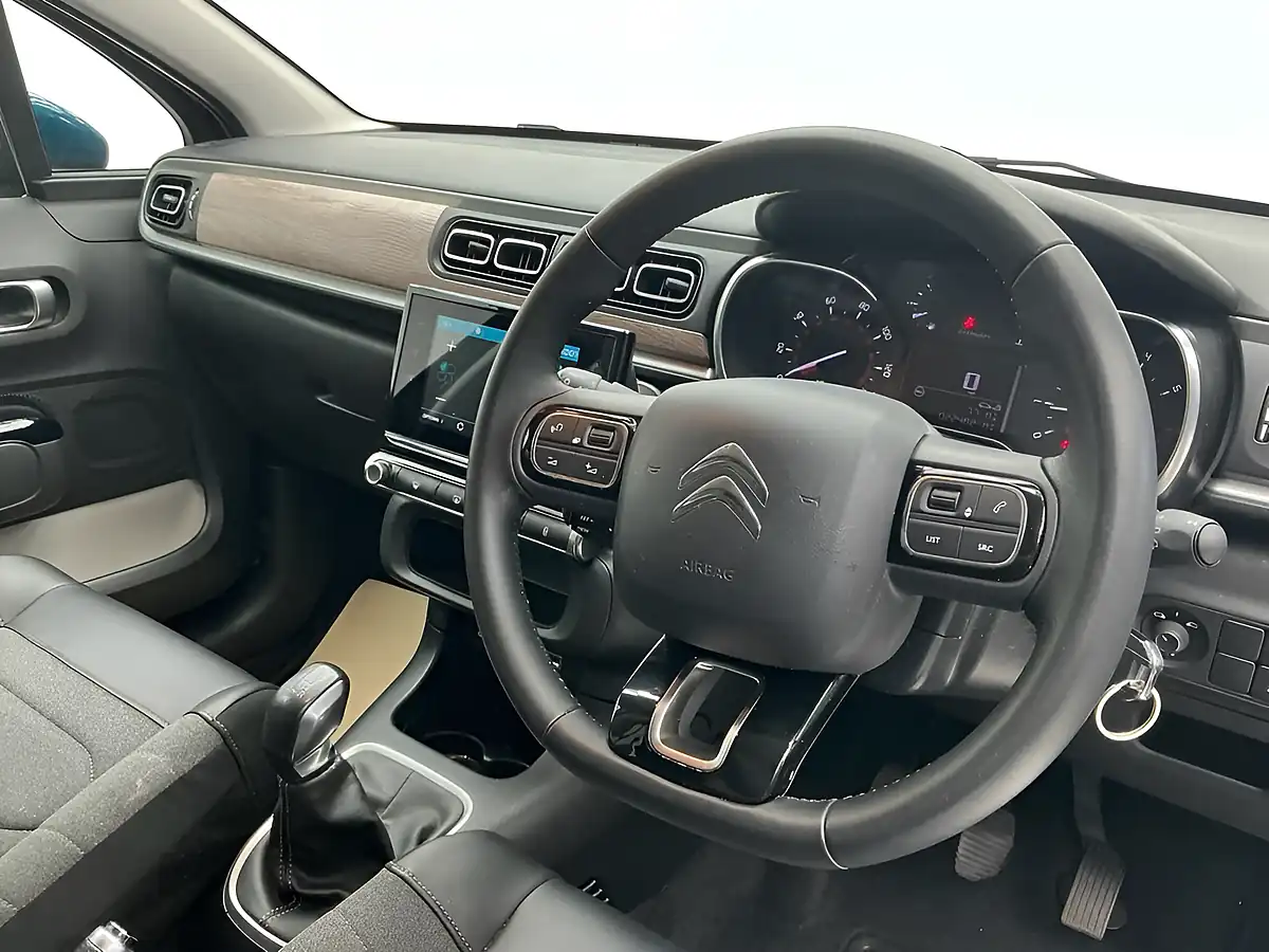 Used 2021 Citroen C3 Shine Plus Perla Nera Black - Interior and Exterior details 9