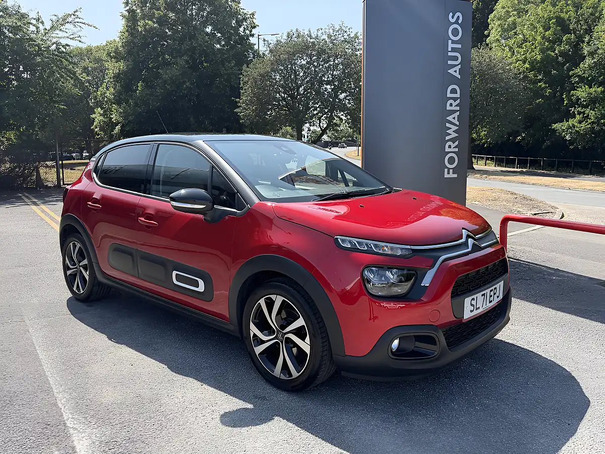 Used 2021 Citroen C3 Shine Plus Red - Front View
