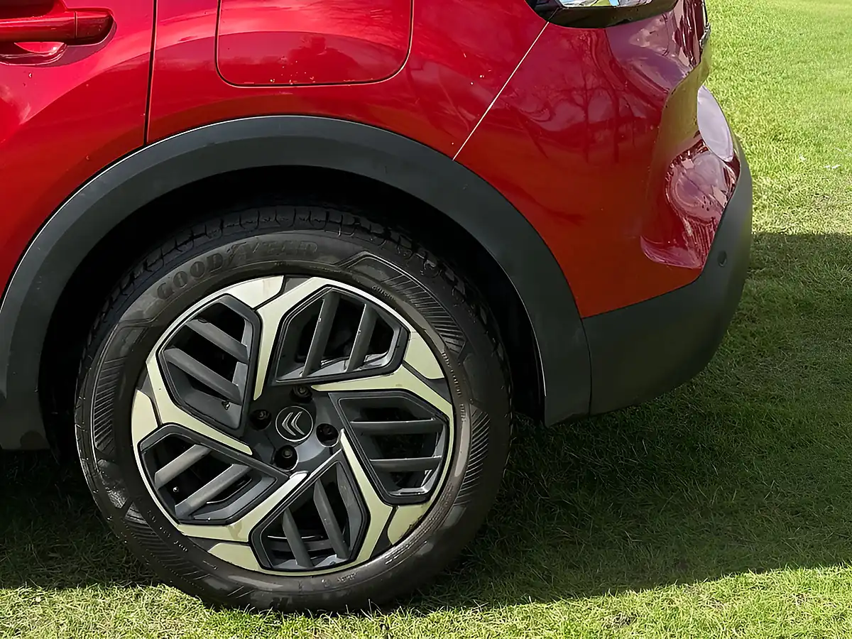 Used 2021 Citroen C4 Sense Plus Red - Interior and Exterior details 10