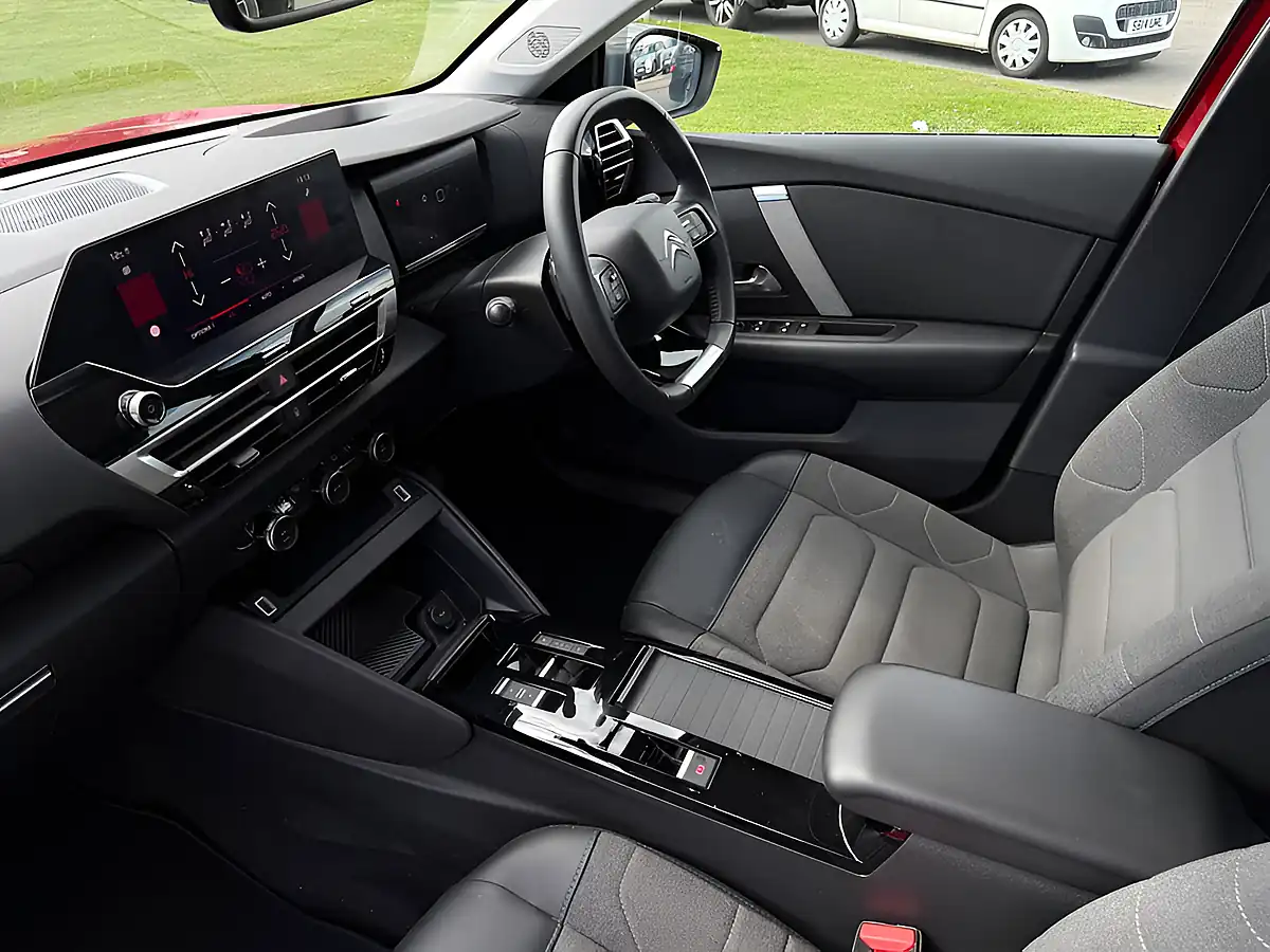 Used 2021 Citroen C4 Sense Plus Red - Interior and Exterior details 16