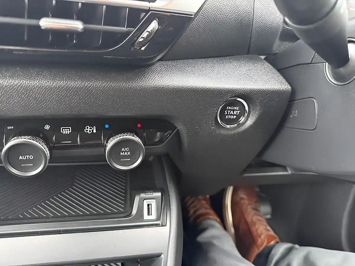 Used 2021 Citroen C4 Shine Black - Interior and Exterior details 16