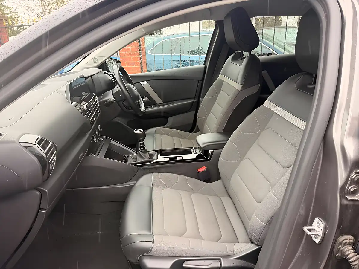 Used 2021 Citroen C4 Shine Grey - Interior and Exterior details 10
