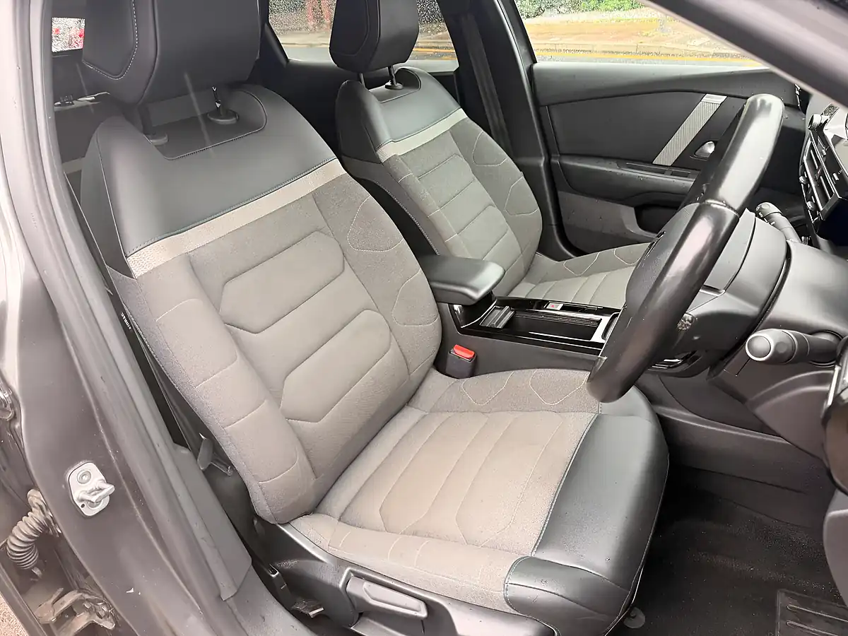 Used 2021 Citroen C4 Shine Grey - Interior and Exterior details 14
