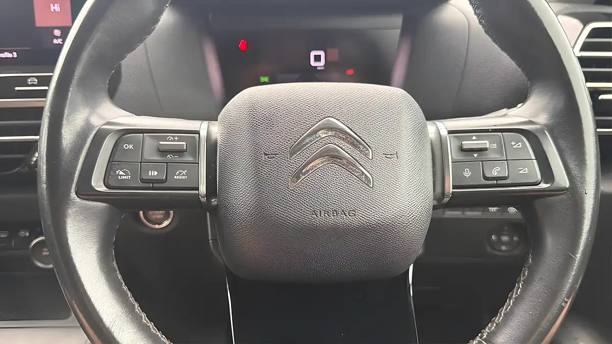 Used 2021 Citroen C4 Shine Grey - Interior and Exterior details 16
