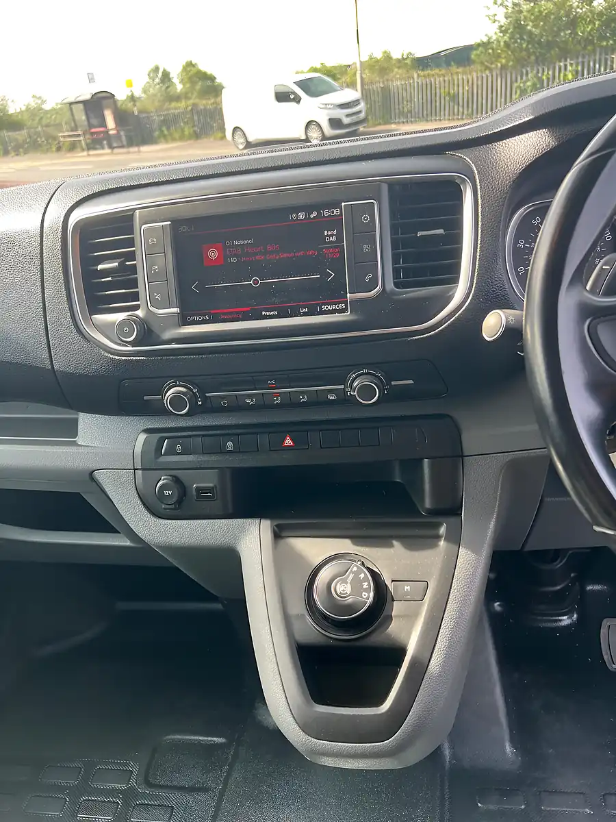 Used 2021 Citroen Dispatch Driver M Grey - Interior and Exterior details 15