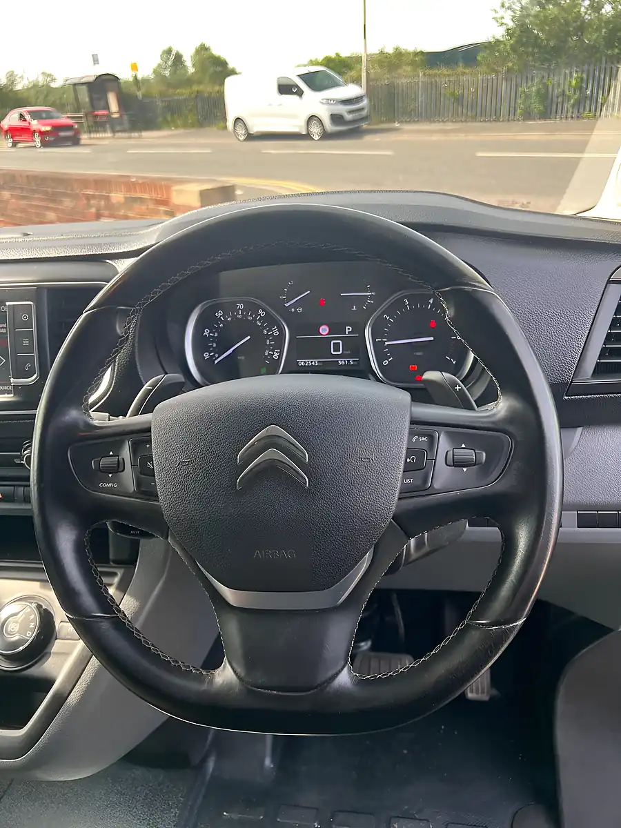 Used 2021 Citroen Dispatch Driver M Grey - Interior and Exterior details 20