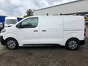 Used 2021 Citroen Dispatch Enterprise M White - Interior and Exterior details 10