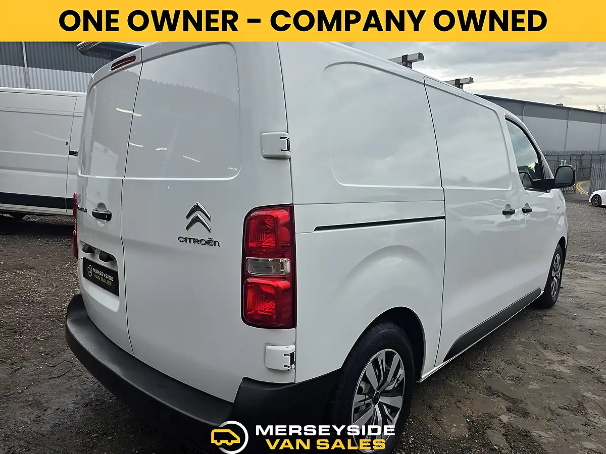 Used 2021 Citroen Dispatch Enterprise M White - Interior and Exterior details 2