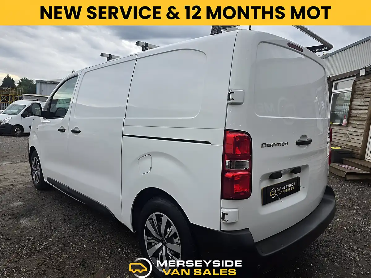 Used 2021 Citroen Dispatch Enterprise M White - Interior and Exterior details 3